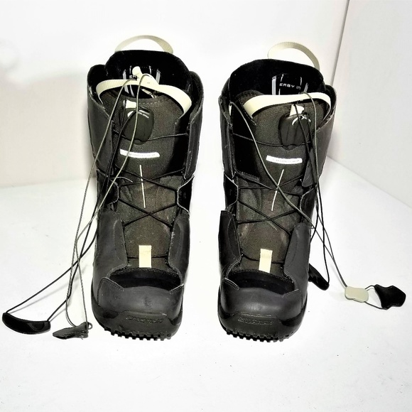 salomon solace snowboard boots